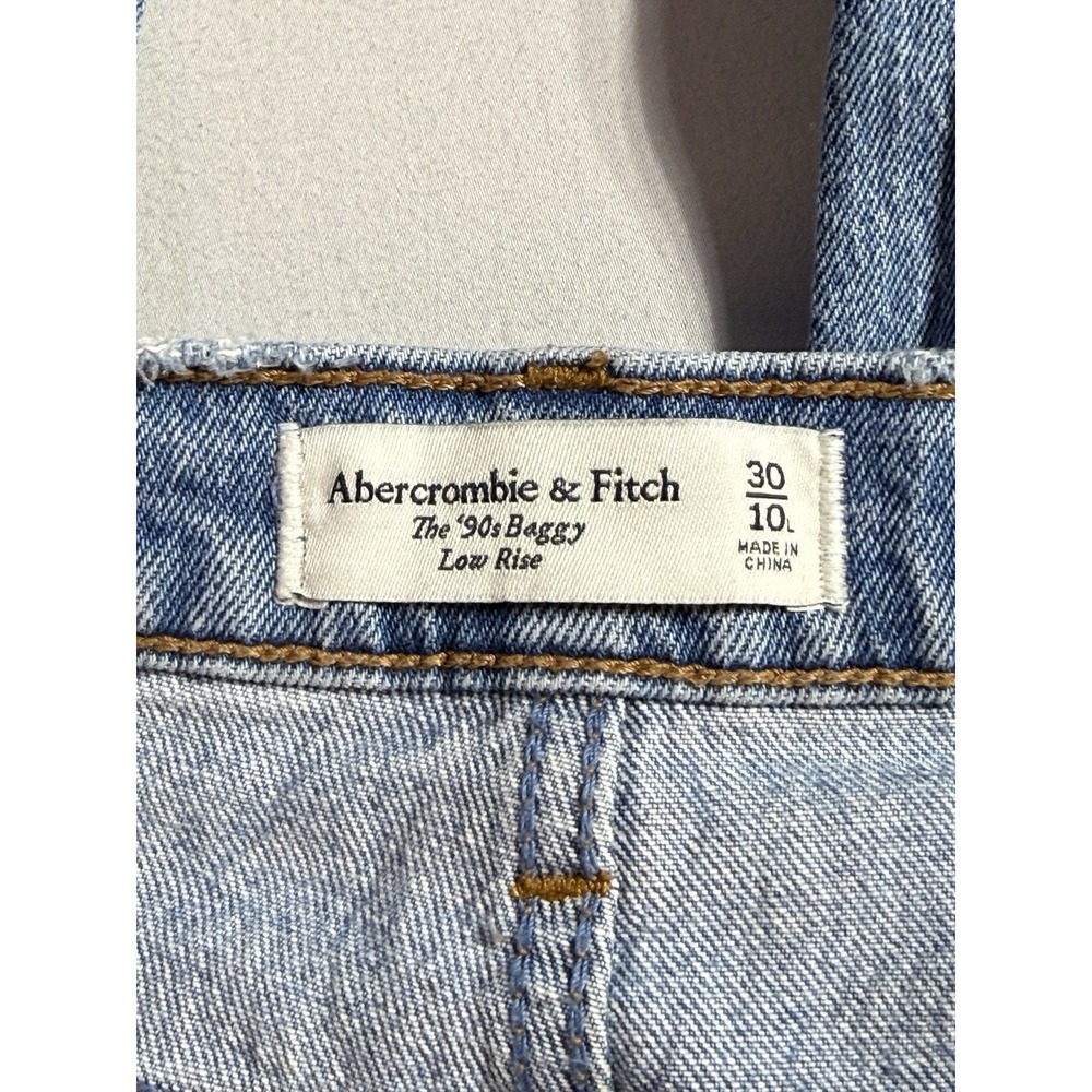 Abercrombie Fitch 90s Baggy Low Rise Light Wash Distressed Wide Leg Jeans W30 - Picture 6 of 8